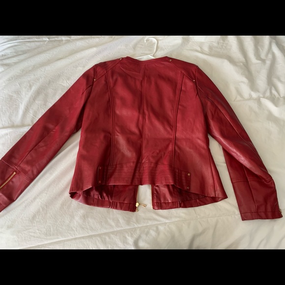 Red leather jacket - Picture 2 of 2